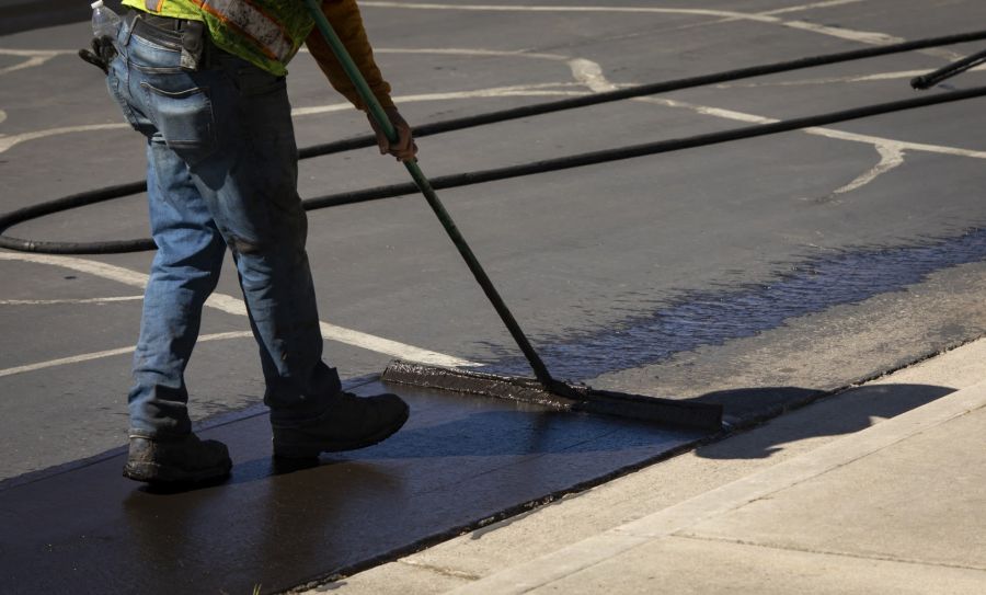 Asphalt sealcoating by JBX Sealcoating & Asphalt Maintenance